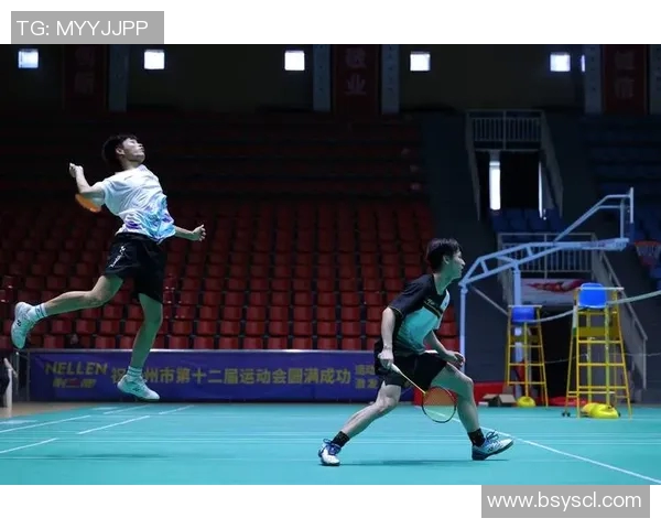 重庆羽毛球队团队协作新模式引发热议助力竞技水平提升