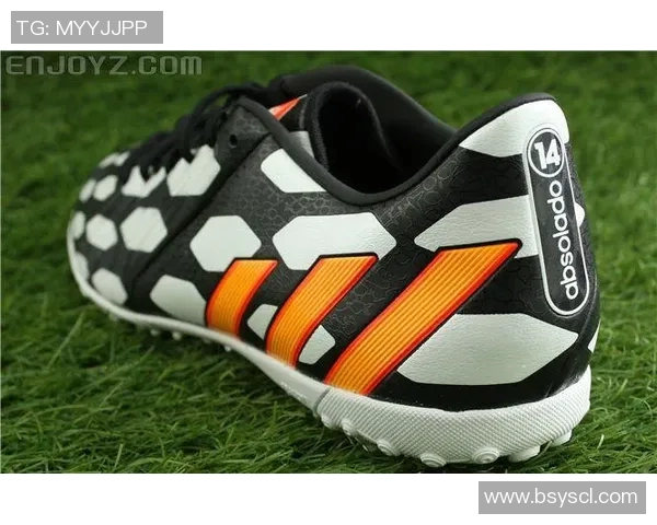 猎鹰鞋履的魅力揭示哪些足球明星的时尚选择与运动表现